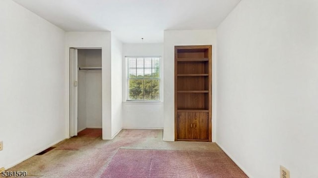 301 Smithwold Rd, Franklin Twp, NJ 08873 - unfurnished bedroom featuring carpet and a closet