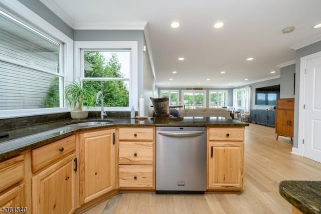 307 Squaw Trl, Hopatcong Boro, NJ 07821 - kitchen with dishwasher, a sink, crown molding, light wood-style flooring, and recessed lighting