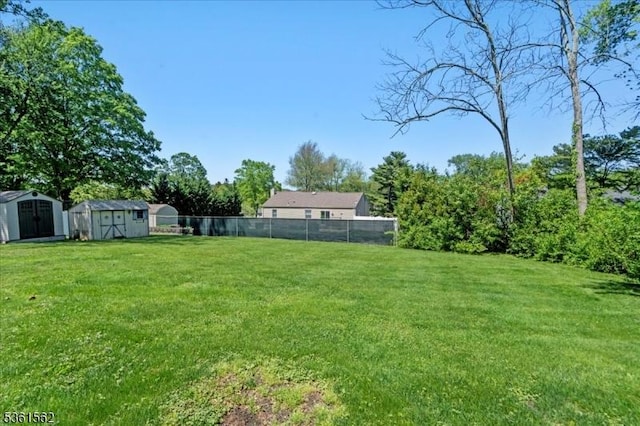 10 Hanover Ave, Hanover Twp, NJ 07981 - view of yard
