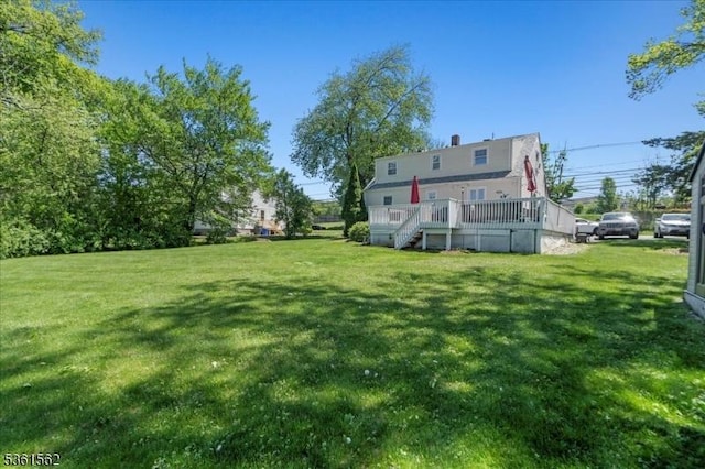 10 Hanover Ave, Hanover Twp, NJ 07981 - view of grassy yard with a deck and stairway