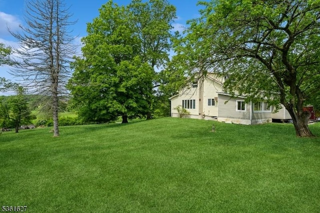 90 Libertyville Rd, Wantage Twp, NJ 07461 - view of green lawn
