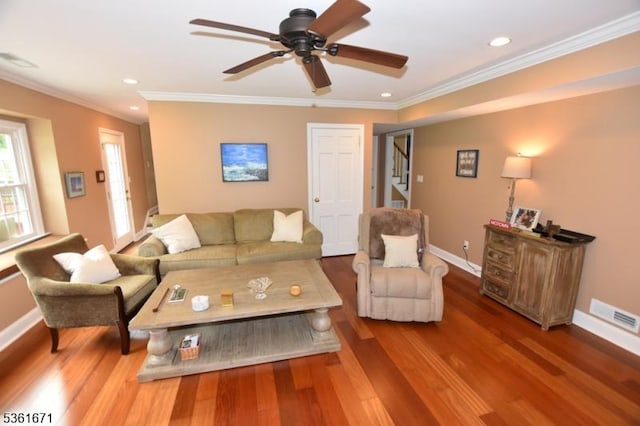 23 Pepperidge Rd, Morris Twp, NJ 07960 - living area featuring wood finished floors, a ceiling fan, baseboards, crown molding, and recessed lighting