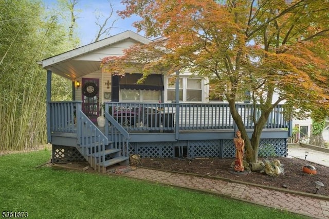 207 Dupont Ave, Hopatcong Boro, NJ 07843 - view of front of property with a front lawn and covered porch