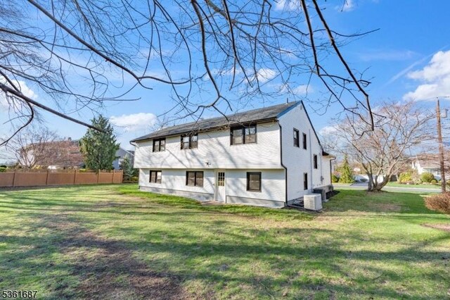 185 Colonial Rd, Emerson Boro, NJ 07630