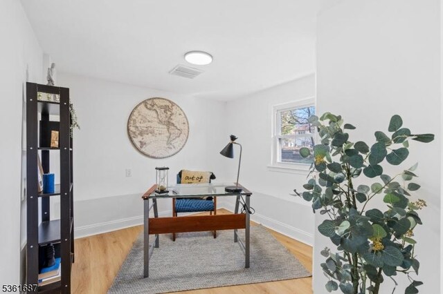 185 Colonial Rd, Emerson Boro, NJ 07630