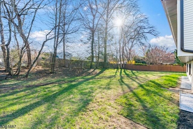 185 Colonial Rd, Emerson Boro, NJ 07630