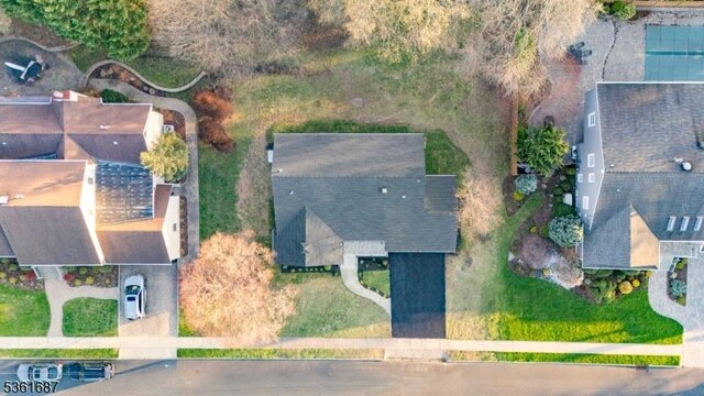 185 Colonial Rd, Emerson Boro, NJ 07630
