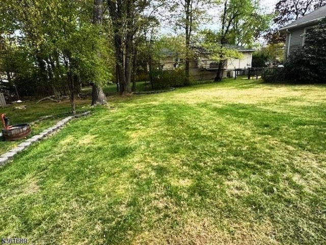 17 Hilltop Cir, Hanover Twp, NJ 07981 - view of yard