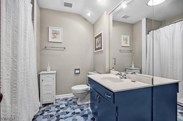 172 Alpine Trl, Sparta Twp, NJ 07871 - full bathroom featuring toilet, vanity, baseboards, and lofted ceiling