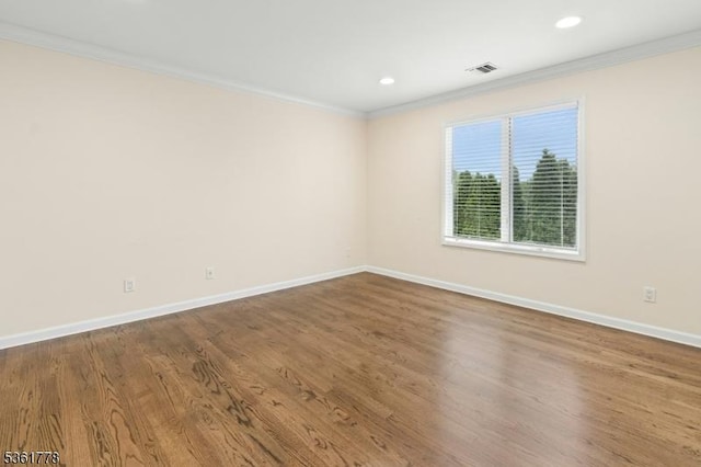 11 Putnam Ave, Berkeley Heights Twp, NJ 07922 - unfurnished room featuring ornamental molding, baseboards, wood finished floors, and recessed lighting