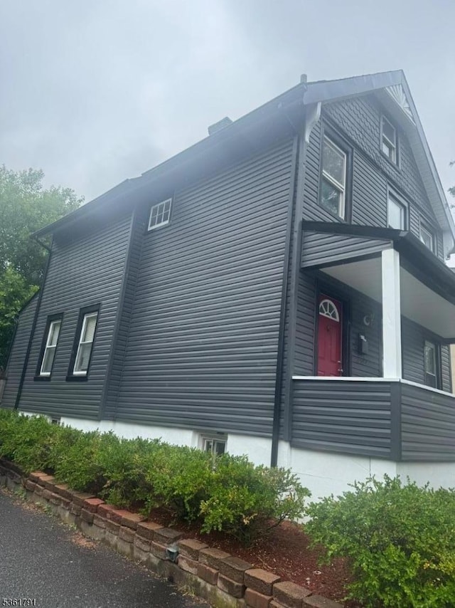 637 Union St, City Of Orange Twp, NJ 07050 - view of home's exterior with a porch