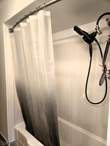 355 State Route 94, Fredon Twp, NJ 07860 - bathroom featuring shower / bath combination with curtain