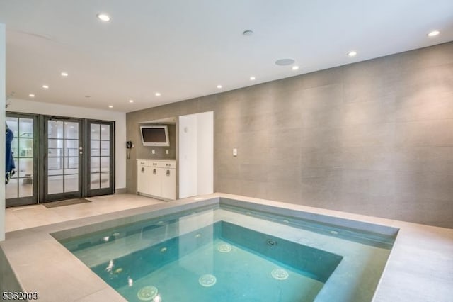 60 Fernwood Rd, Summit City, NJ 07901 - view of pool featuring a swimming pool and an in-ground hot tub