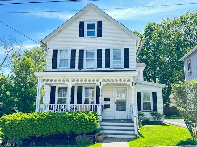 10 Townsend St, Newton Town, NJ 07860 - view of front facade with a porch