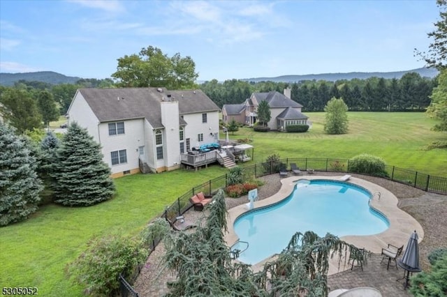 14 Barn Swallow Ct, Greenwich Twp, NJ 08886 - view of swimming pool featuring a wooden deck