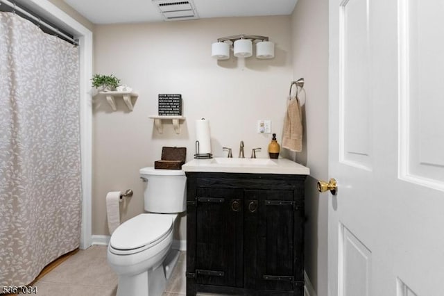 18 Inverrary Pl, Clinton Twp, NJ 08801 - full bathroom with toilet, vanity, tile patterned floors, baseboards, and a shower with shower curtain