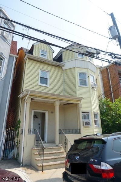 93 Astor St, Newark City, NJ 07114 - view of front facade