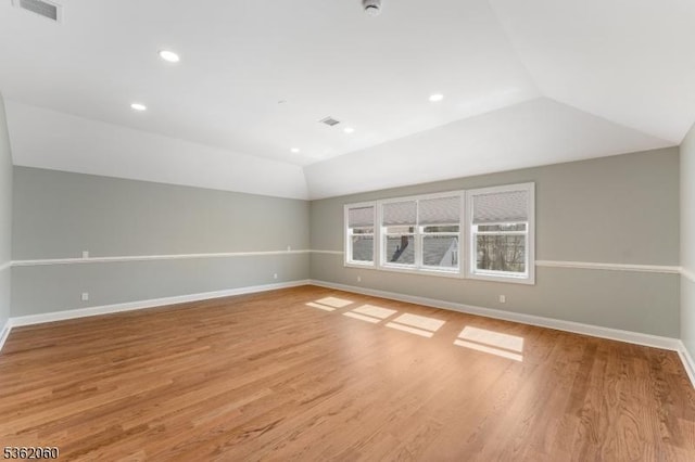 1537 Franklin St, Clark Twp, NJ 07066 - empty room with wood finished floors, lofted ceiling, baseboards, recessed lighting, and a smoke detector