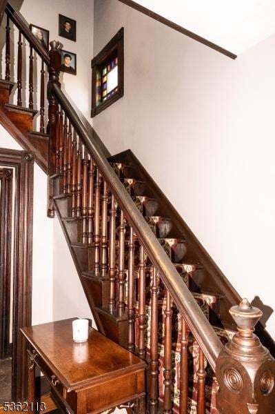 24 Ryerson Ave, Newton Town, NJ 07860 - view of stairs