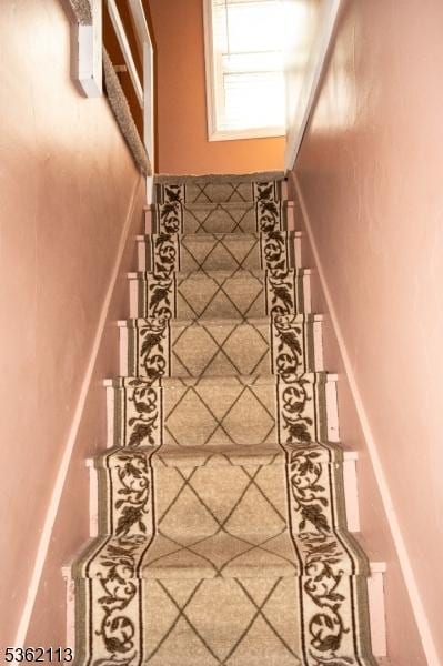 24 Ryerson Ave, Newton Town, NJ 07860 - view of stairs