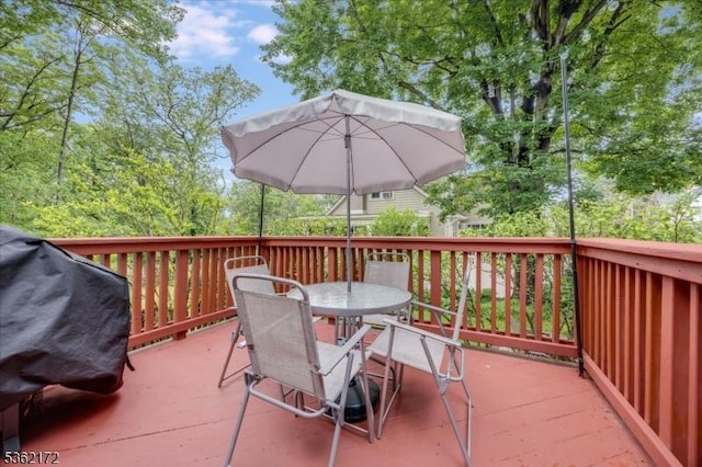 136 Pershing Ave, Nutley Twp, NJ 07110 - wooden deck with outdoor dining space