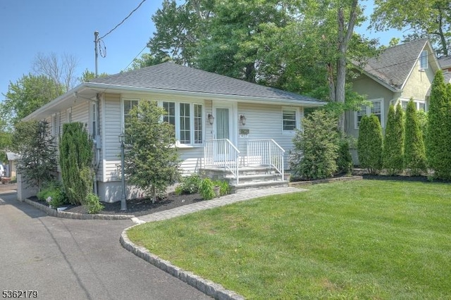 457 Central Ave, New Providence Boro, NJ 07974 - view of front facade featuring a front lawn
