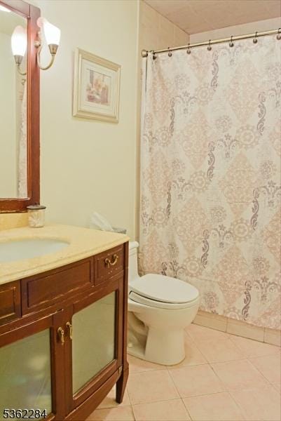 9B Foxwood Dr Unit B, Morris Plains Boro, NJ 07950 - bathroom with vanity, tile patterned floors, toilet, and a shower with curtain