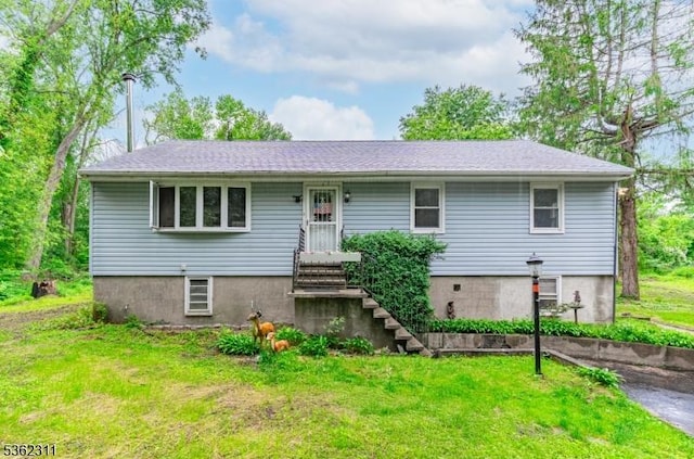 237 Whitmore Ave, Wayne Twp, NJ 07470 - ranch-style home featuring a front yard
