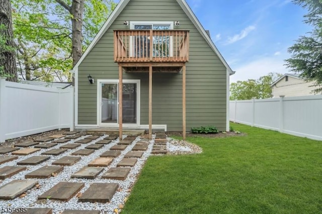 10 Rutgers Way, Hopatcong Boro, NJ 07843 - rear view of property featuring a balcony