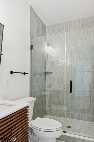 121 Culberson Rd, Bernards Twp, NJ 07920 - full bath featuring toilet, vanity, and a shower stall