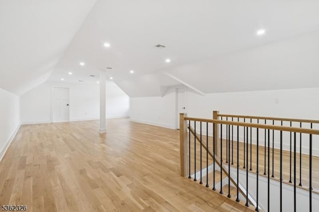 121 Culberson Rd, Bernards Twp, NJ 07920 - bonus room with light wood-style floors, vaulted ceiling, baseboards, and recessed lighting