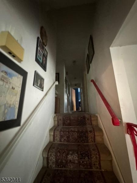 61 N Hillside Ave, Roxbury Twp, NJ 07847 - view of staircase