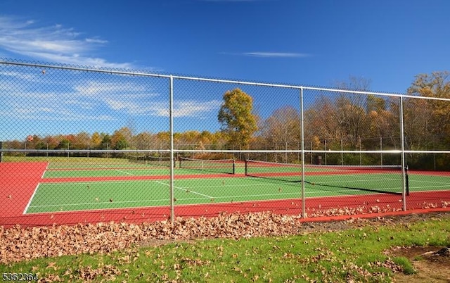 197 Potomac Dr, Bernards Twp, NJ 07920 - view of tennis court