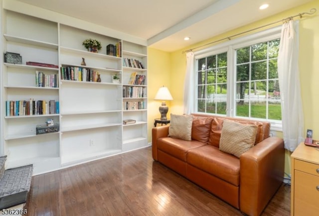 1417 Long Hill Rd, Long Hill Twp, NJ 07946 - living area featuring wood finished floors and recessed lighting