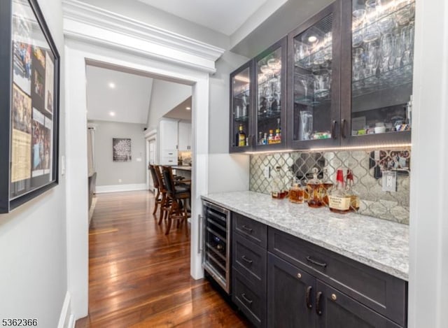 1417 Long Hill Rd, Long Hill Twp, NJ 07946 - indoor dry bar with beverage cooler, tasteful backsplash, dark wood-style floors, baseboards, and recessed lighting