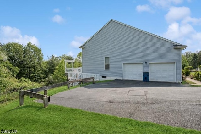 7 Cranberry Ct, North Haledon Boro, NJ 07508 - view of home's exterior with driveway