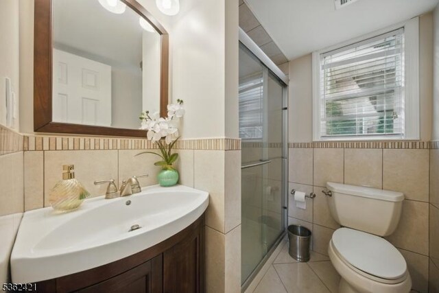 102 Murdock St, Woodbridge Twp, NJ 08863
