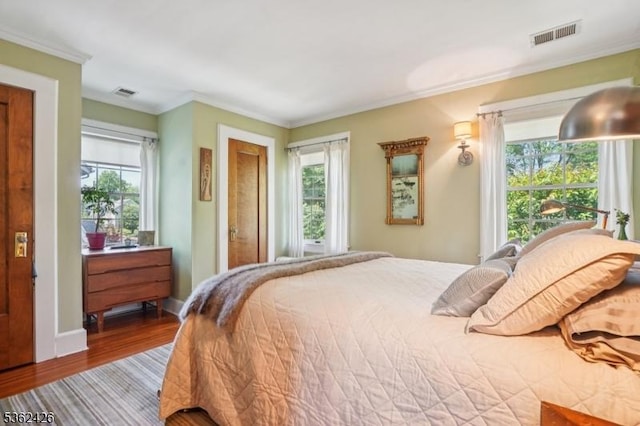 534 Summit Ave, Maplewood Twp, NJ 07040 - bedroom with wood finished floors, crown molding, and baseboards