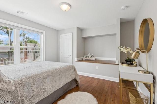 2335 Longfellow Ave, Scotch Plains Twp, NJ 07076 - bedroom featuring wood finished floors and baseboards