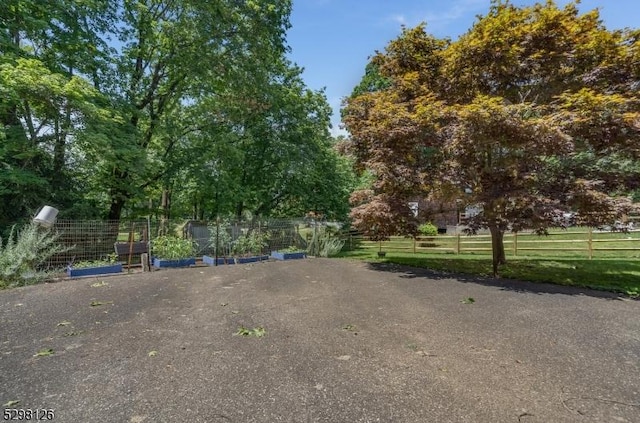 5 Hampton Rd, Mendham Boro, NJ 07945 - view of street