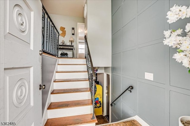 2145 Keller Crk, Union Twp, NJ 07083 - view of stairway