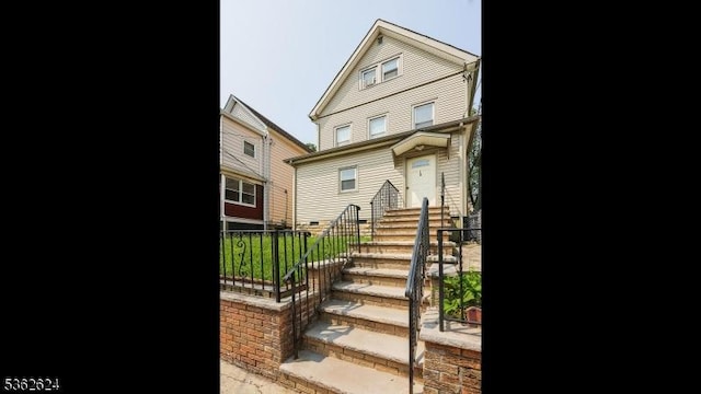 10 Lowden St, Elizabeth City, NJ 07208 - view of front of property featuring entry steps
