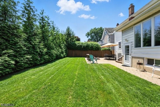 80 Rose St, Wood-Ridge Boro, NJ 07075 - view of yard with a patio area and entry steps
