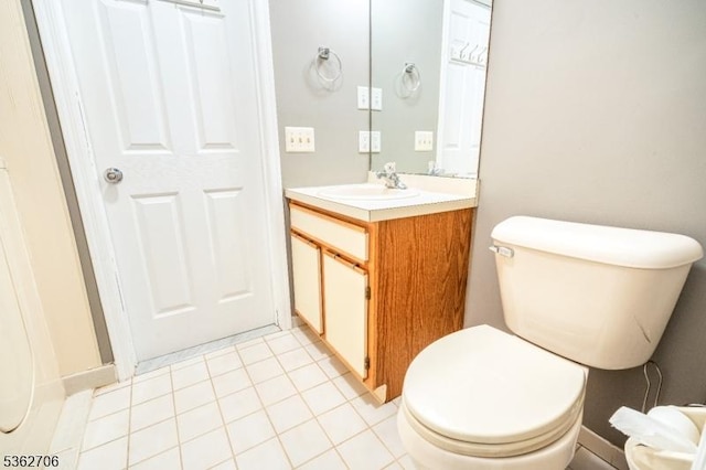 6 Pelican Pt, Hampton Twp, NJ 07860 - bathroom with vanity and toilet