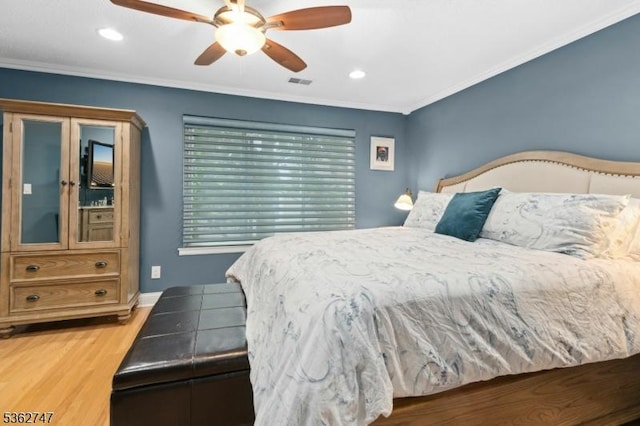 3607 Park Pl, Springfield Twp, NJ 07081 - bedroom featuring wood finished floors, recessed lighting, crown molding, and a ceiling fan
