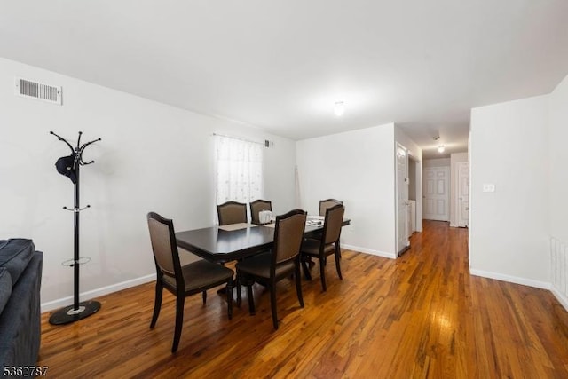 303-305 W Runyon St, Newark City, NJ 07108 - dining area with wood finished floors and baseboards