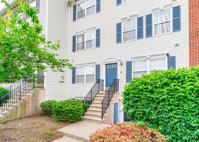 5 Ashby Ln Unit 1404, Newark City, NJ 07103