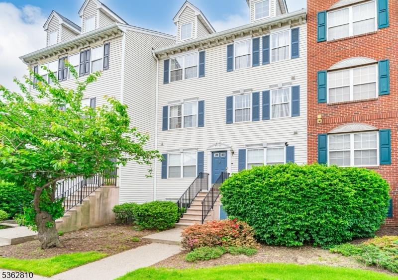 5 Ashby Ln Unit 1404, Newark City, NJ 07103