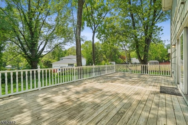 8 Debra Ct, Scotch Plains Twp, NJ 07076 - view of wooden terrace