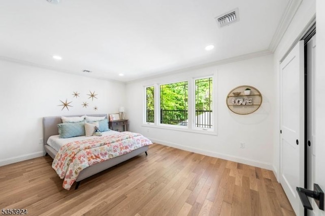 519 Lenox Ave, Westfield Town, NJ 07090 - bedroom with baseboards, light wood-style floors, ornamental molding, and recessed lighting